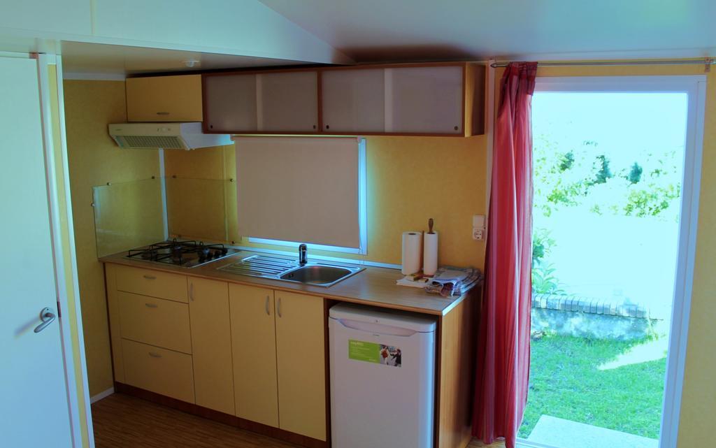 Camping 1ª O Muino - Bungalow Park Oia Quarto foto
